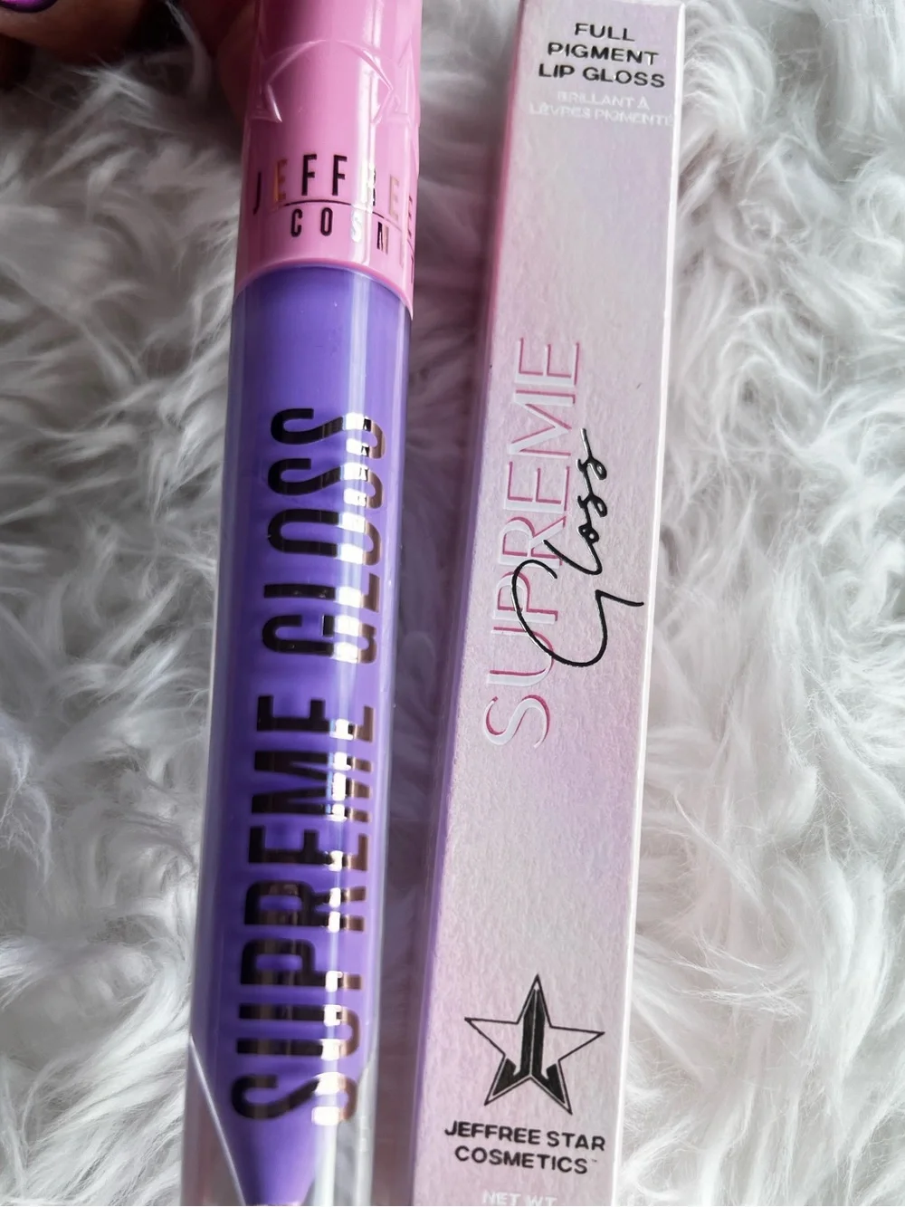 Jeffree star supreme gloss in frosting for dinner